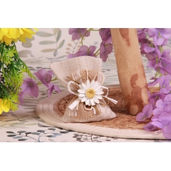 Marguerite sur pochon taupe