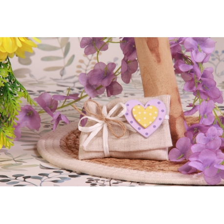 Double cœur sur pochette taupe