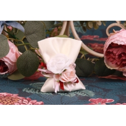 Duo de rose sur pochon écru