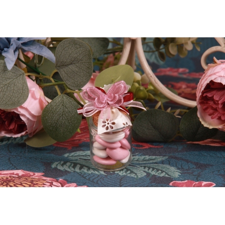 Papillon rose sur pot en verre