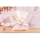 Fleurs sur pochon jacquard blanc