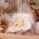 Bouquet écru sur tulle quadrillé - Boîtes à dragées - Dragées Braquier