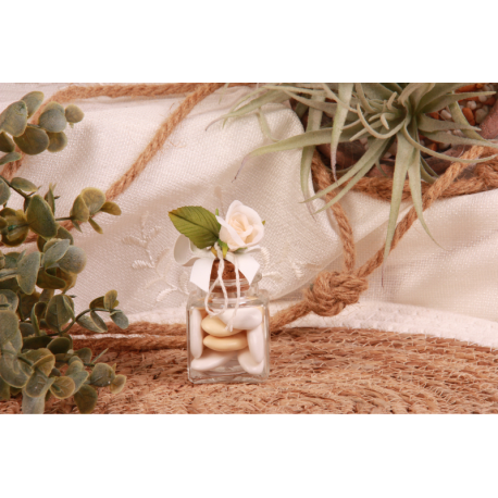 Rose blanche sur pot en verre - Boîte à dragées - Dragées Braquier,  Baptême, Mariage, Communion